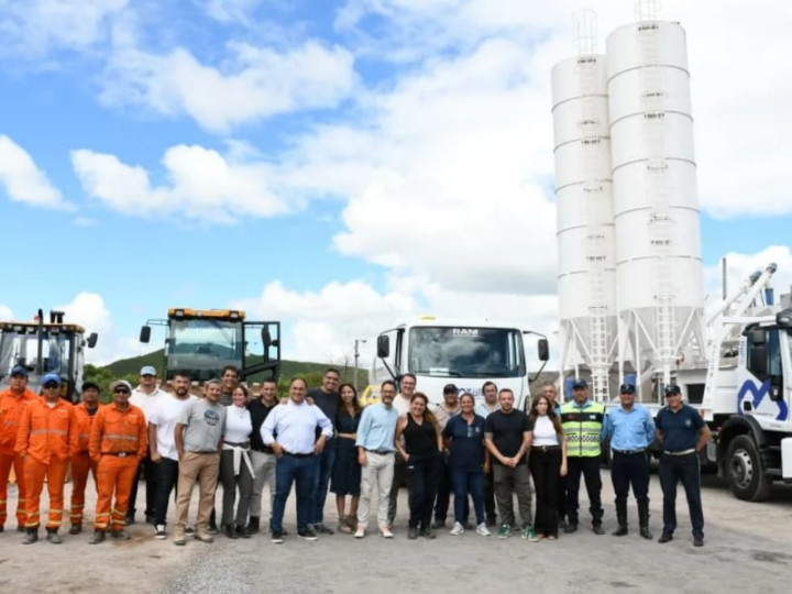 Municipalidad de Salta: El Intendente entregó nuevos vehículos para fortalecer el parque automotor municipal