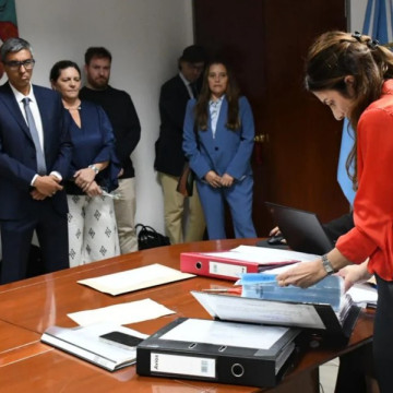 Municipalidad de Salta: Se realizó la apertura de sobres para la modernización y concesión de la nueva Terminal