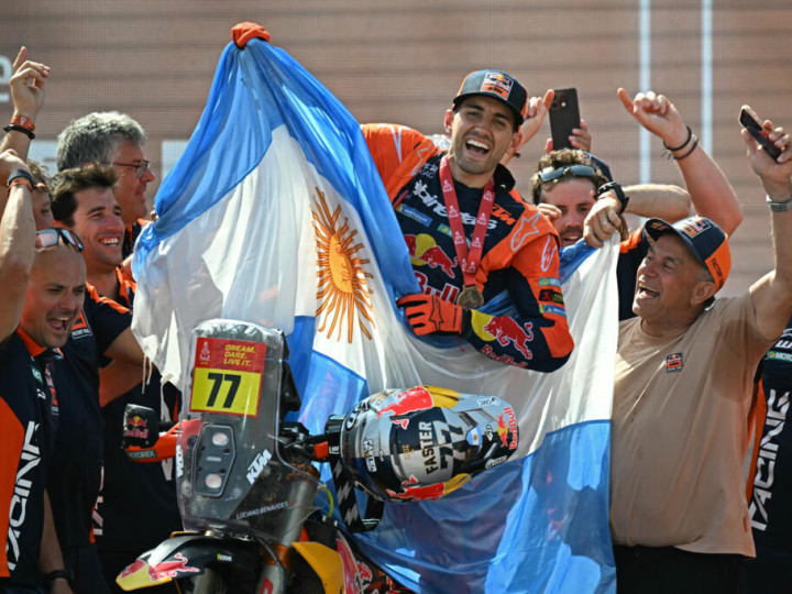 Luciano Benavides, ganador del Dakar 2026 de regreso en su Salta