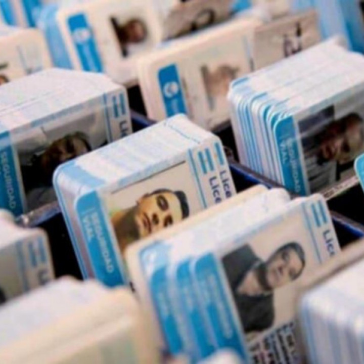 CONFIRMADO: quitan las licencias de conducir de todas las personas que formen parte de esta lista