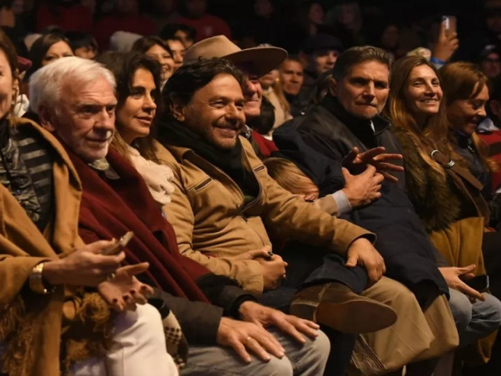 Sáenz compartió con miles de familias el tradicional Festival de la Doma y Folclore en San Lorenzo
