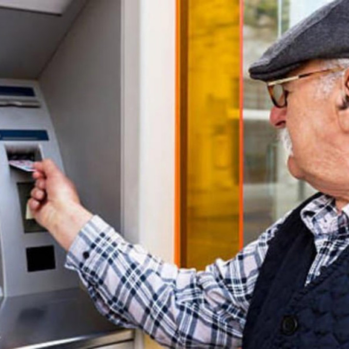 Chau cajeros automáticos tradicionales: cómo es el nuevo método para sacar efectivo más rápido y seguro
