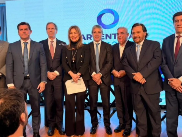 ”Salta no solo muestra lo que tiene bajo el suelo, sino lo que construyó sobre él: instituciones y previsibilidad”, dijo Sáenz en Nueva York