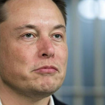 Elon Musk y su plan para ser el dueño absoluto del mundo