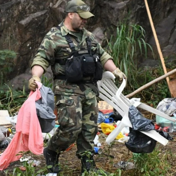 Municipalidad de Salta; Limpieza del cerro San Bernardo para brindar mayor seguridad