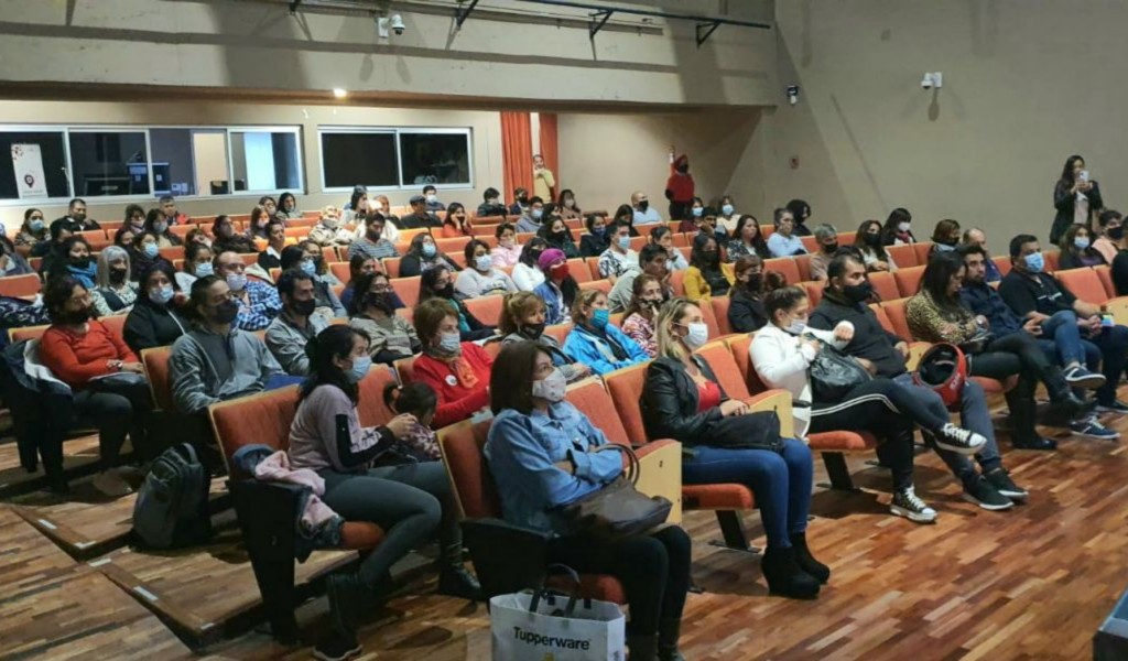 MUNICIPALIDAD DE SALTA: Ya hay seleccionados: enterate quiénes obtuvieron las 800 becas para estudiar idiomas