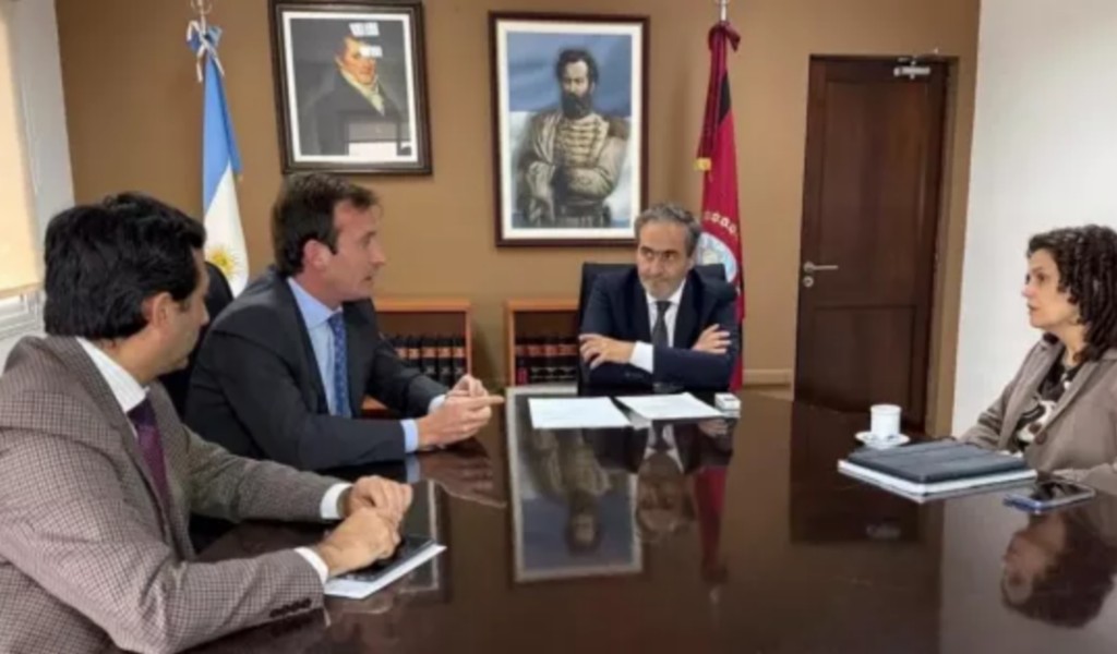 Analizan las actuaciones judiciales y policiales por mensajes intimidatorios en el ámbito escolar