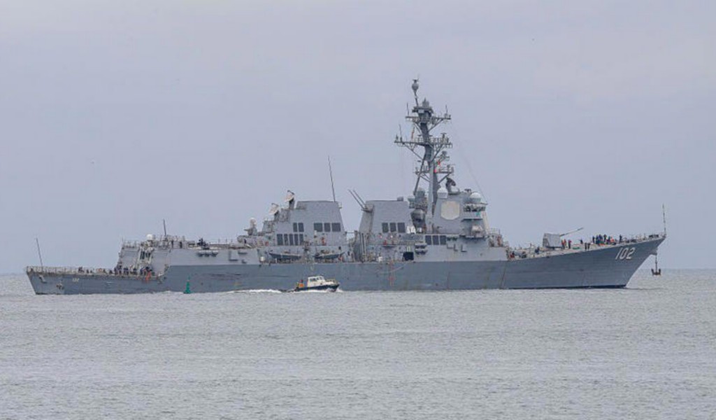 EE.UU. dice que lanzó un "ataque letal" contra un "barco con drogas" de Venezuela en aguas del Caribe