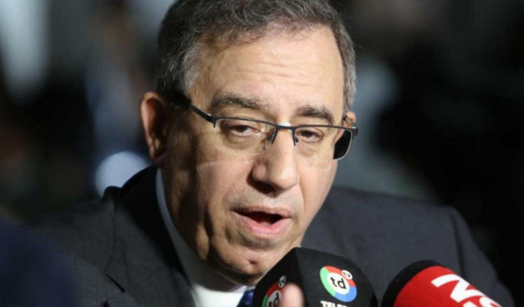 Carlos Maslatón: &quot;El plan económico está quebrado y el país está fundido&quot;