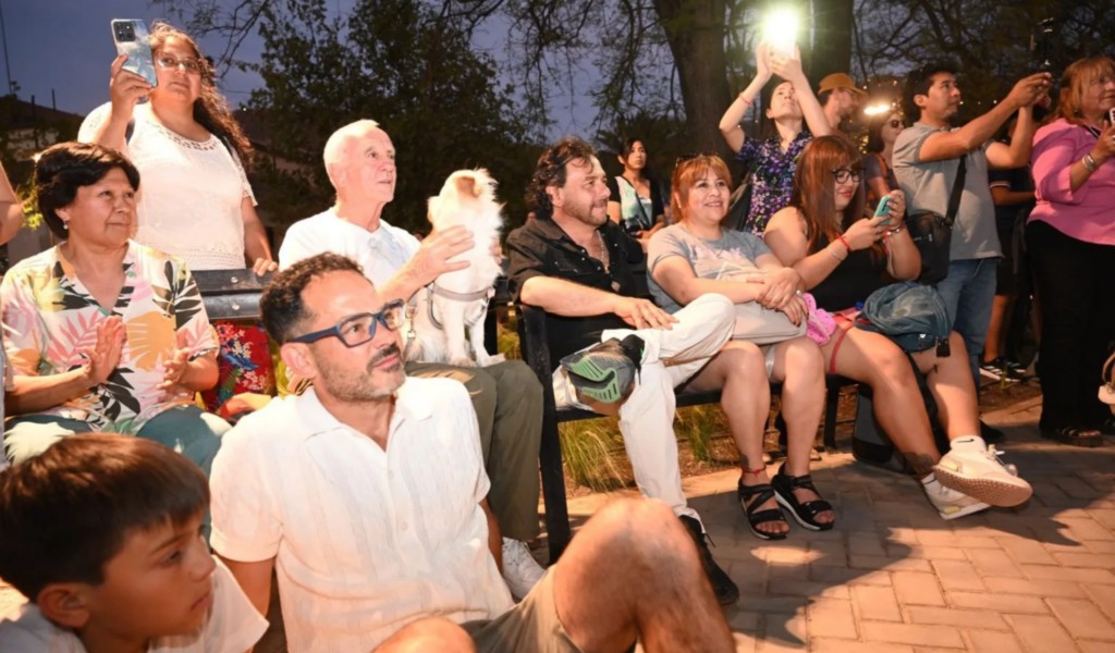 MUNICIPALIDAD DE SALTA: El Paseo Ex Palúdica empezó a latir con arte y cientos de vecinos