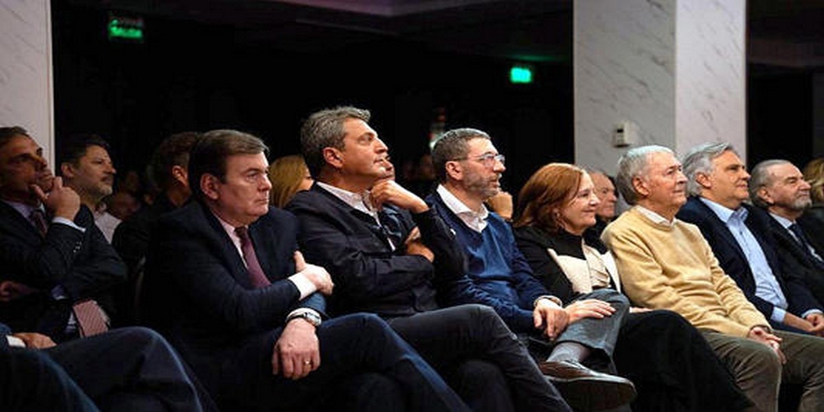 Zamora se lanza a presidente y asegura que ya tiene el apoyo de 5 gobernadores para enfrentar a Kicillof