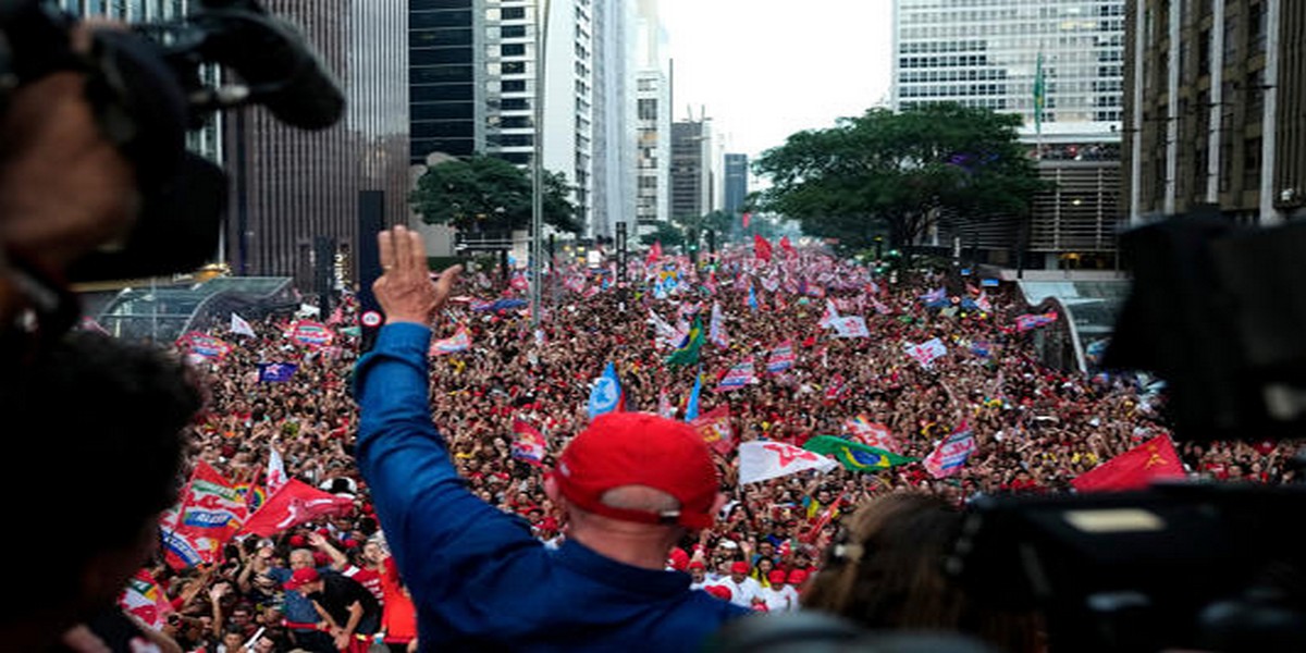 Lula y Bolsonaro cierran campañas antes de la segunda vuelta en Brasil