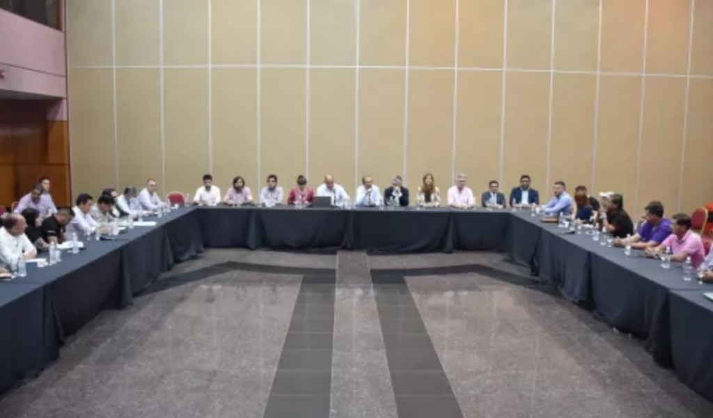 Gobierno y gremios abrieron una instancia de revisión paritaria