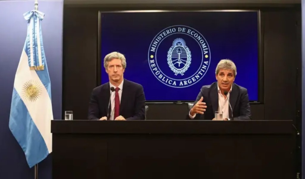  US$20.000 millones compraron los Argentinos en los bancos desde la salida del cepo