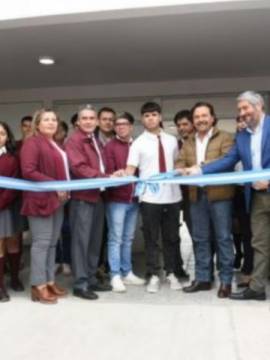 En cuatro años Sáenz gestionó 64 nuevos edificios escolares