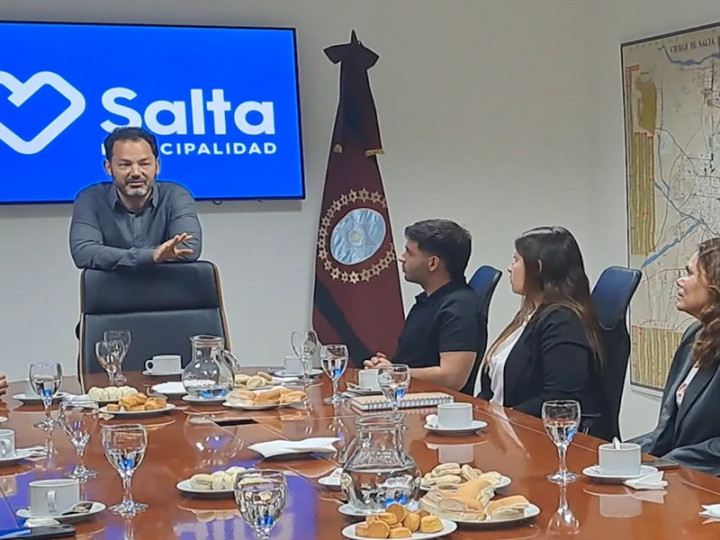 Municipalidad de Salta: Más de 200 vecinos completaron sus estudios secundarios con un programa municipal